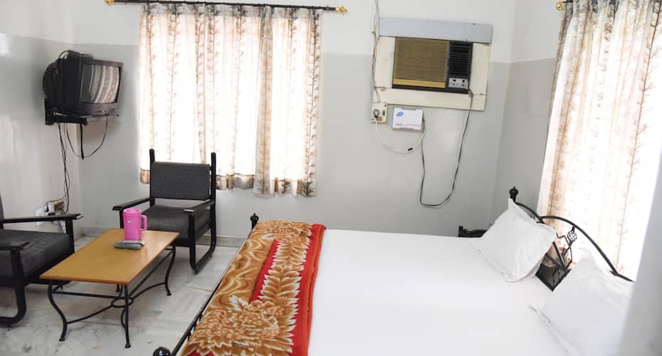Hotel Urvashi JAIPUR, Jaipur 5